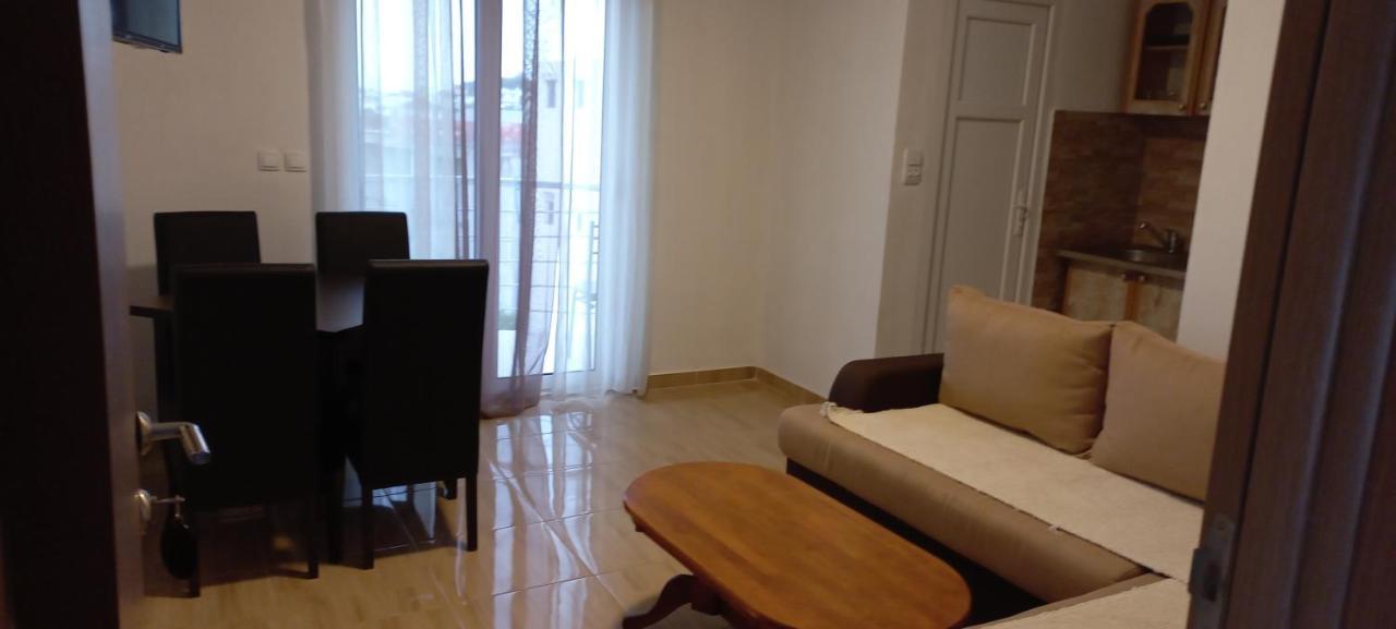 Apartments Armini Ούλτσιν Εξωτερικό φωτογραφία